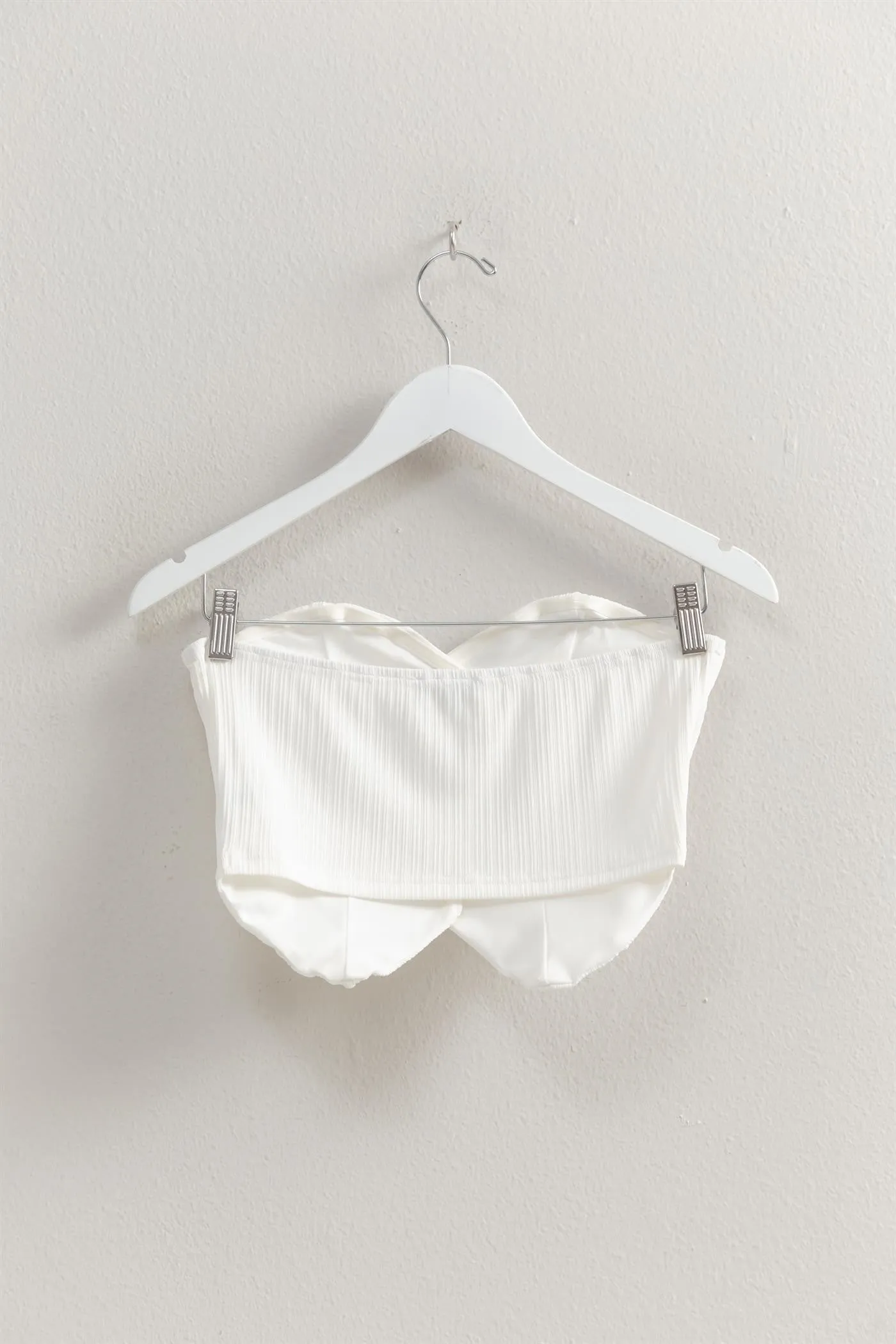 Buttoned Front Strapless Knit Bustier Top