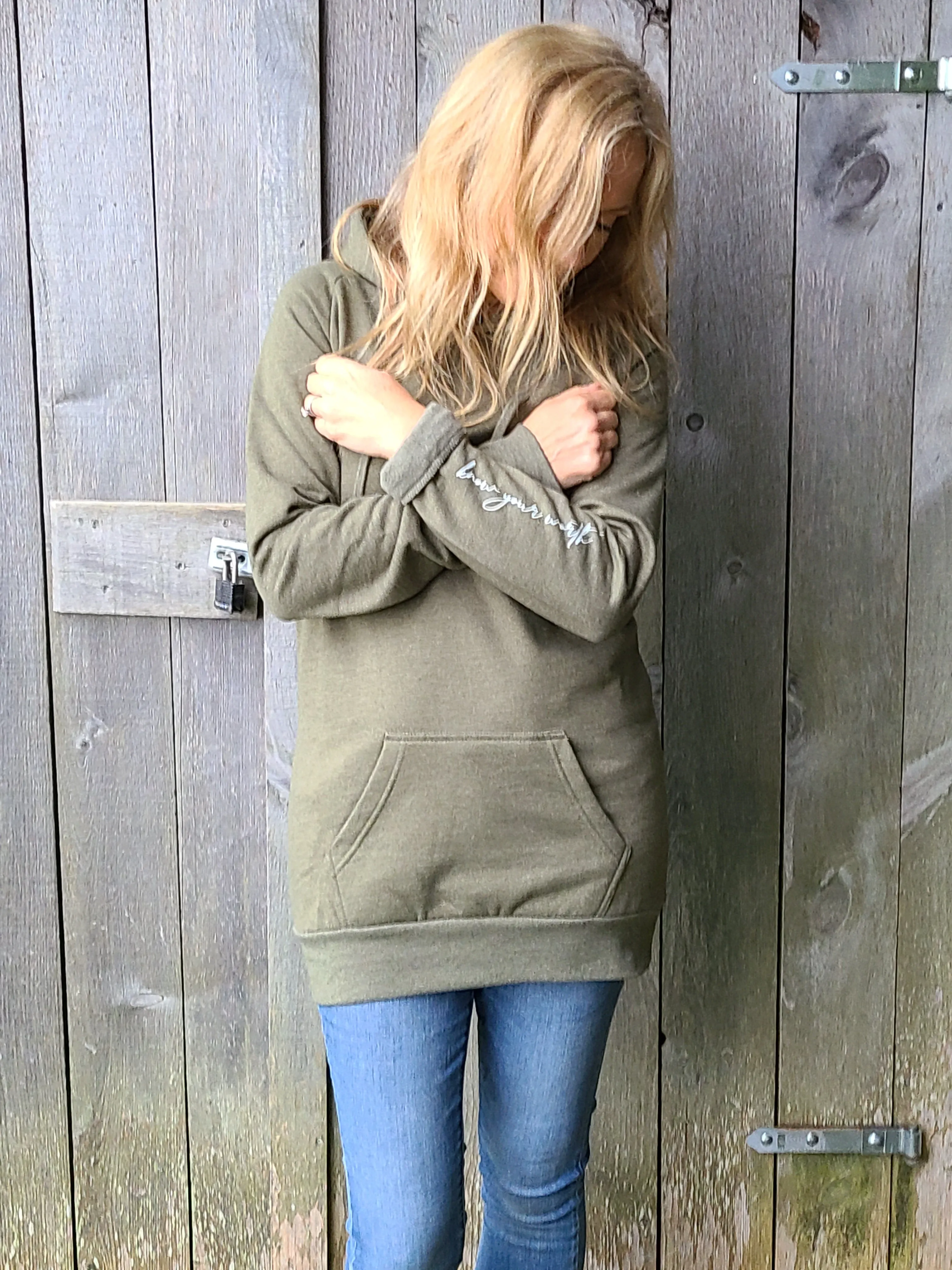 Know your worth Long Hooded Pullover