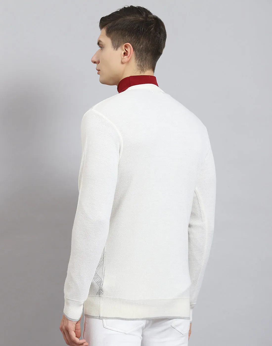 Men Off White Printed V Neck Full Sleeve Sweater