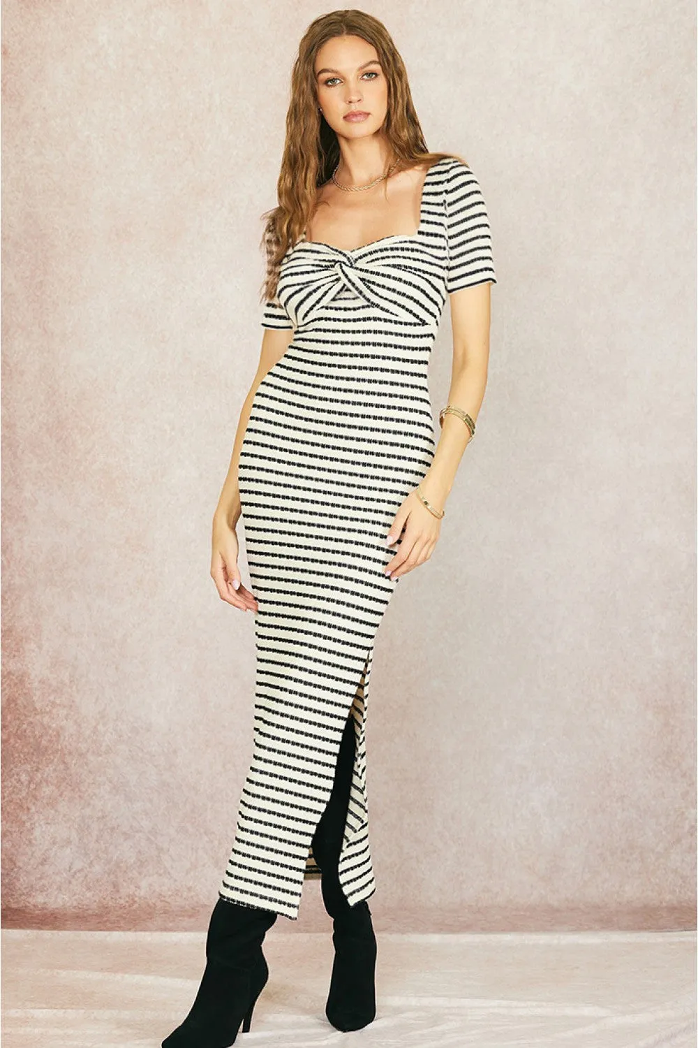Oceanside Sippin' Maxi Dress • Ivory   Black